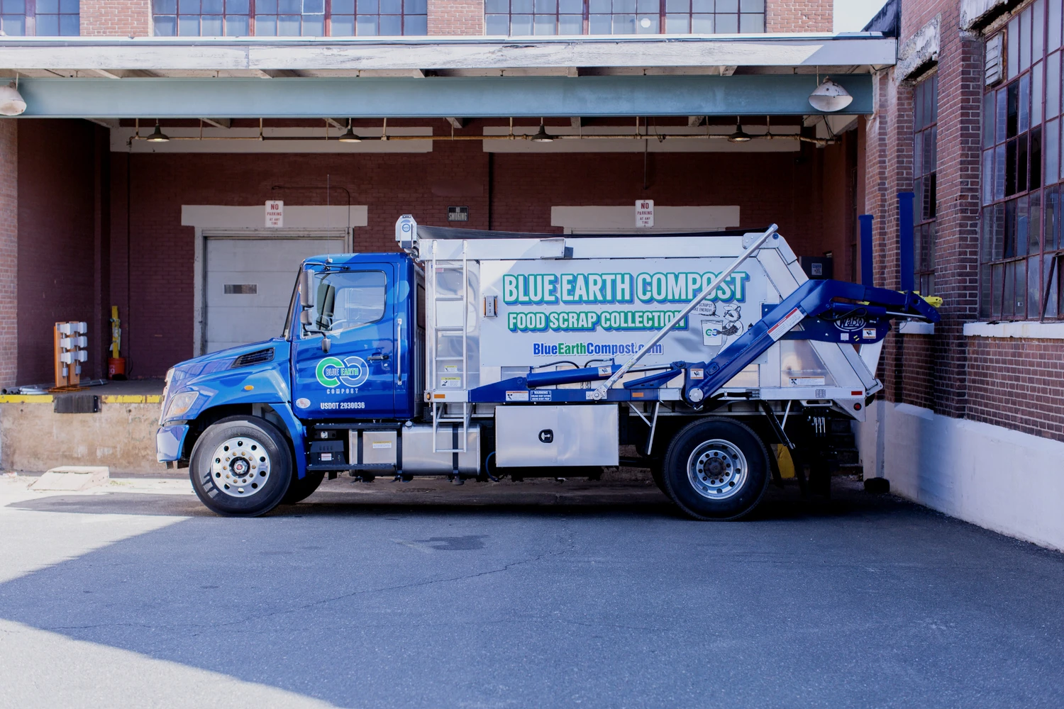 Blue Earth Composting Truck