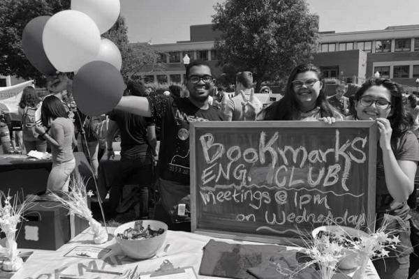 Photo of English Bookmarks Club at Southern's club fair